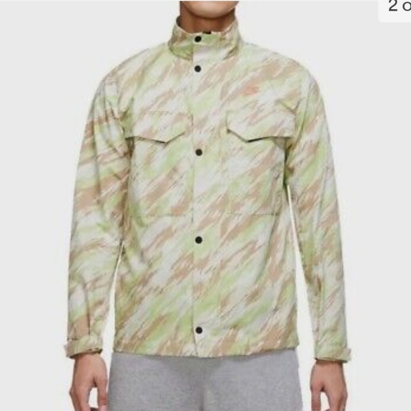 NWT Men's Nike woven jacket